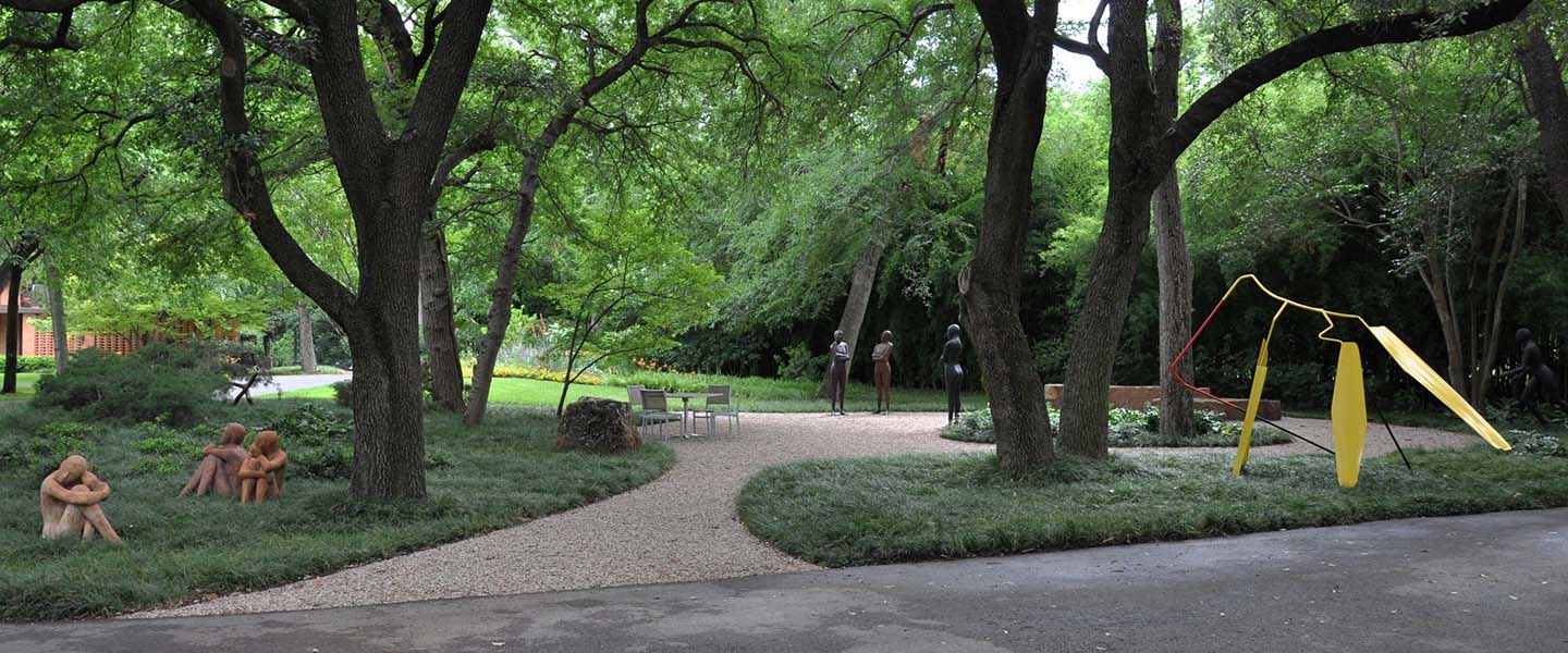 Entrance to Valley House Garden